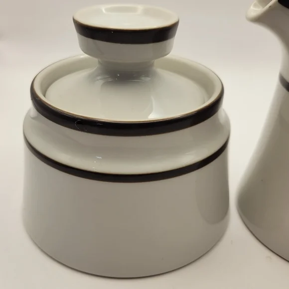 Vintage Noritake Stoneware Creamer and Sugar. - Picture 3 of 8